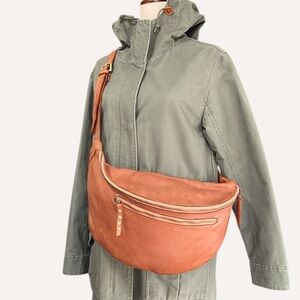 La Via Firenze Made In Italy Genuine Leather Slouchy Hobo Bag